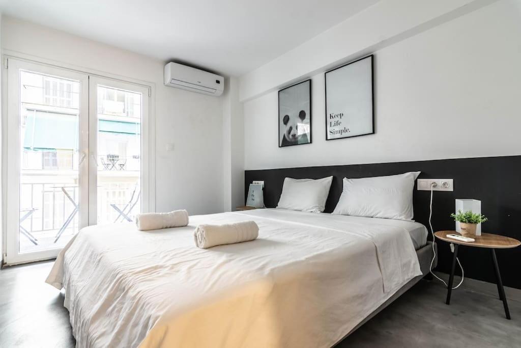 City Stroll Apartment Athena Bagian luar foto