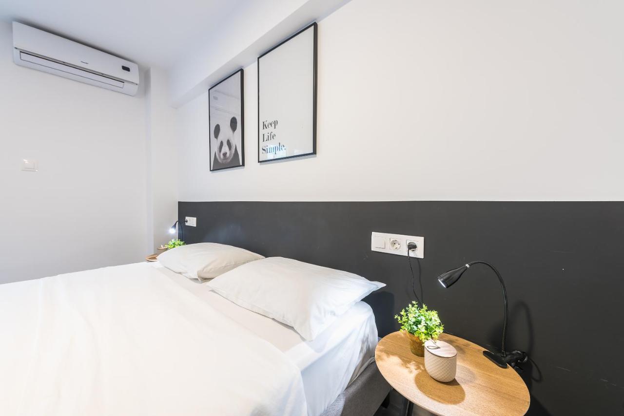 City Stroll Apartment Athena Bagian luar foto