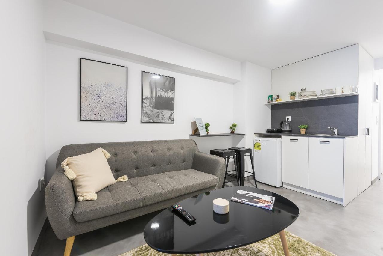 City Stroll Apartment Athena Bagian luar foto