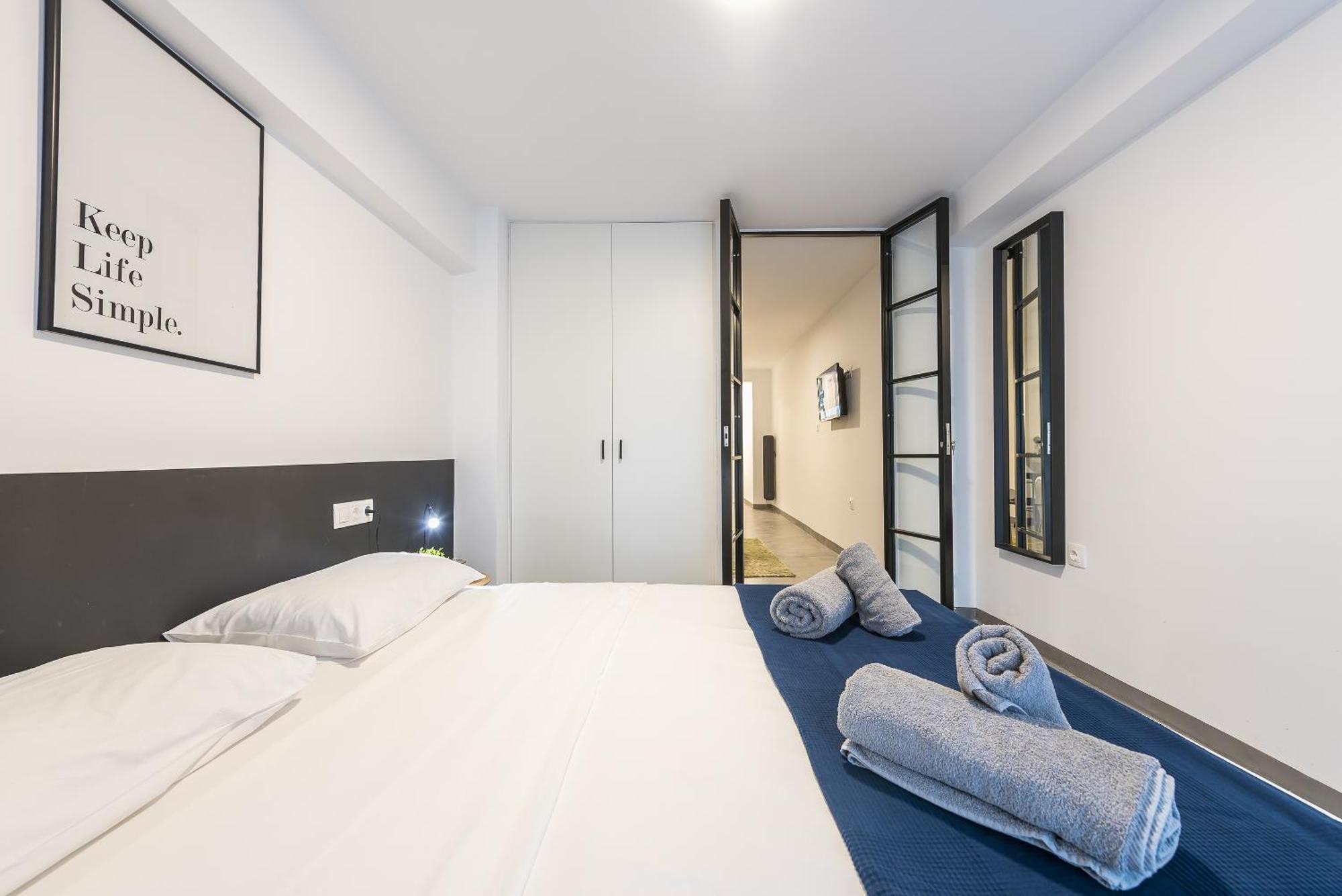 City Stroll Apartment Athena Bagian luar foto