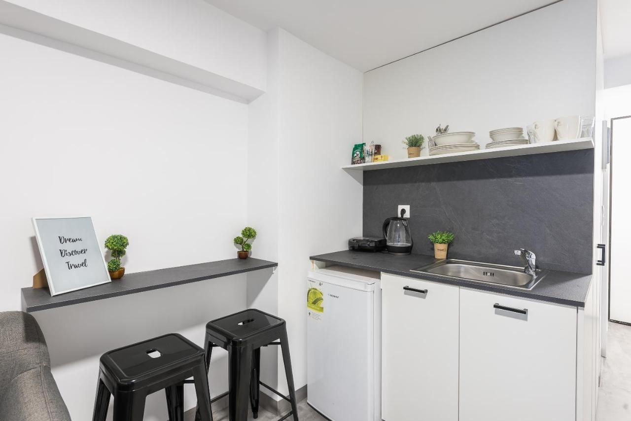 City Stroll Apartment Athena Bagian luar foto