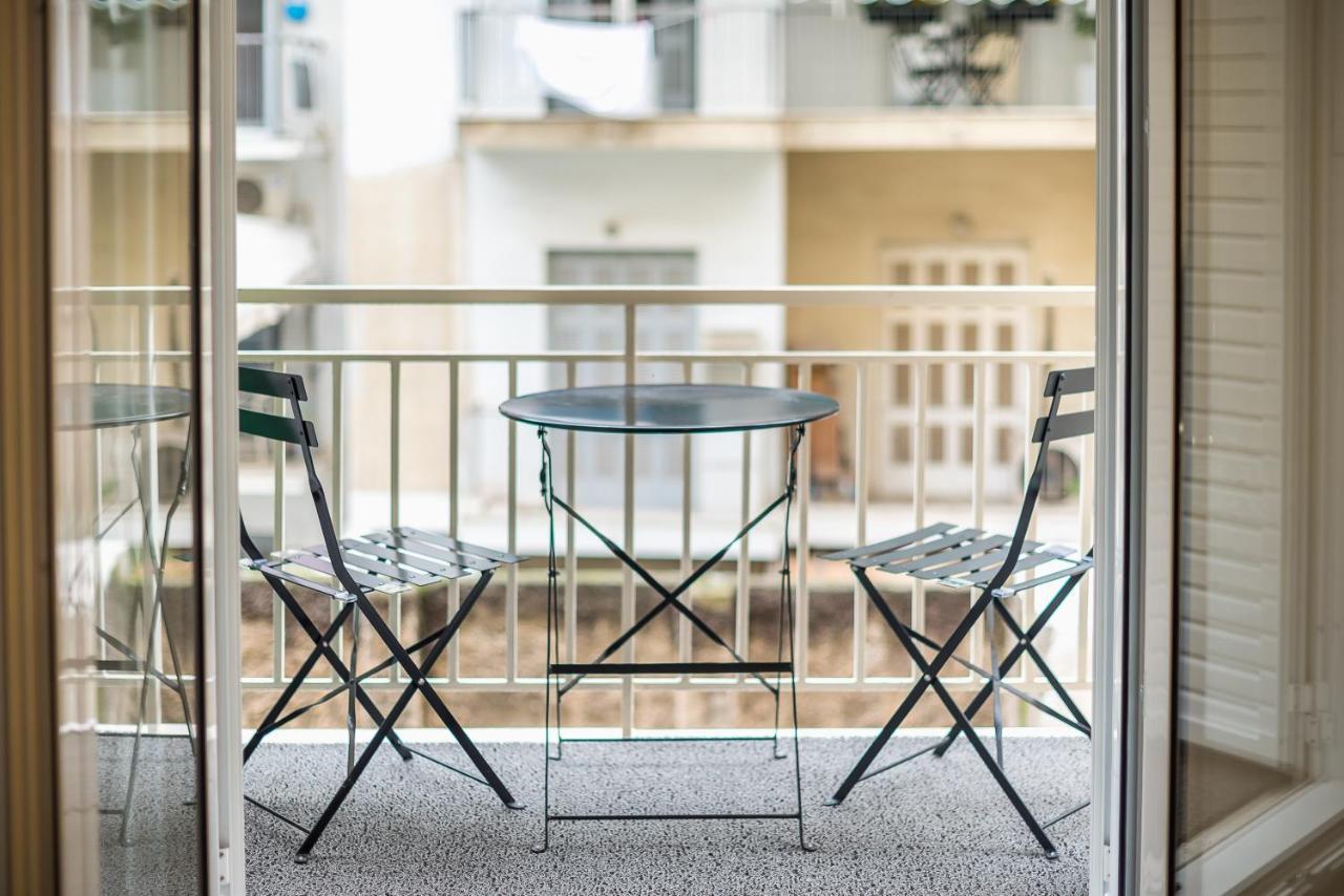 City Stroll Apartment Athena Bagian luar foto